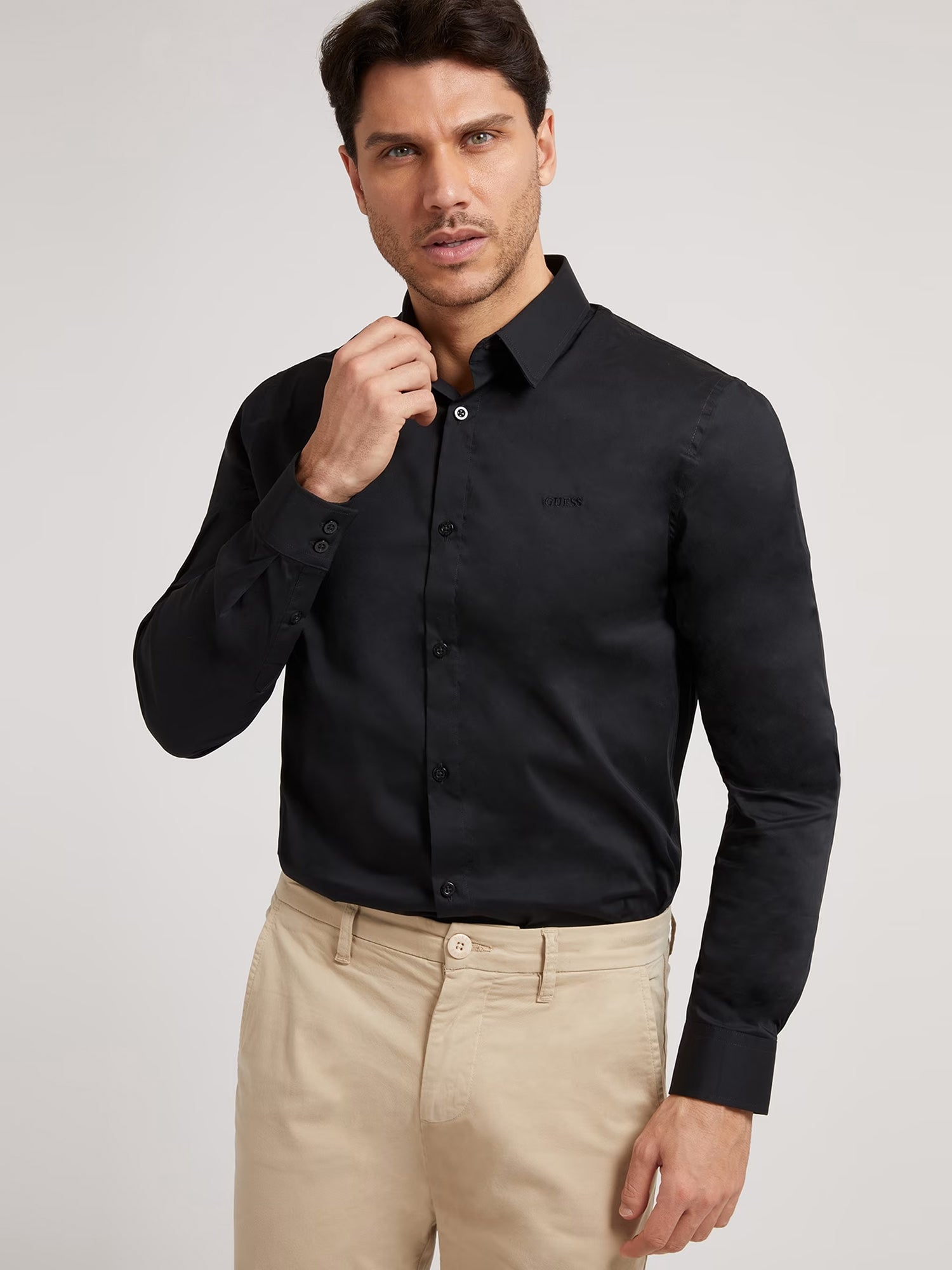 Camicia Slim Fit nera in Cotone Stretch con Collo Classico
