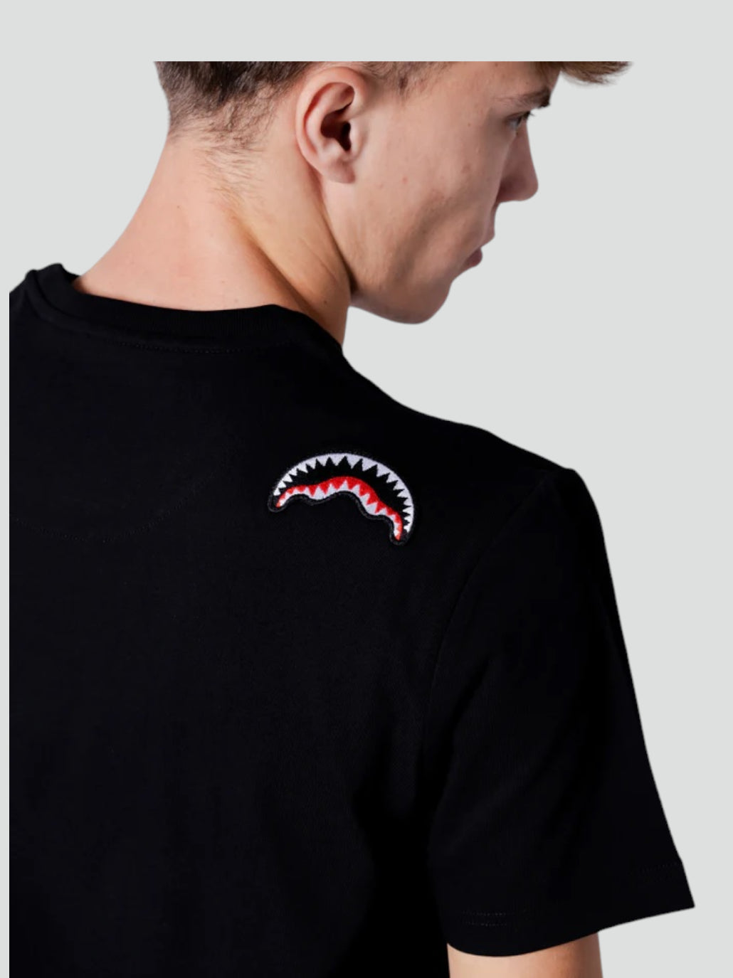 T-shirt "Crumpled" nera con Logo Sprayground Effetto Stropicciato