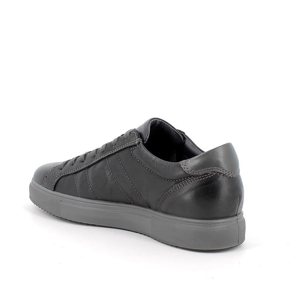 Sneakers nere in pelle con suola leggera e plantare memory foam
