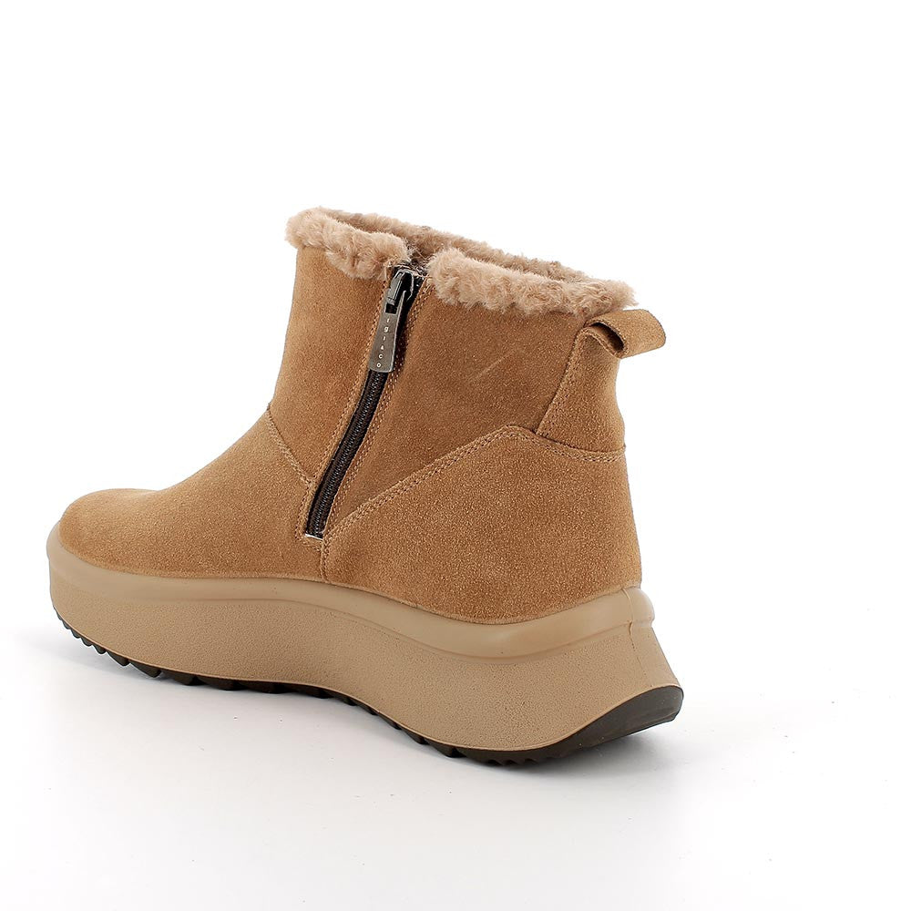 Stivaletti eco-sostenibili caramel in pelle scamosciata con zeppa 4,4 cm