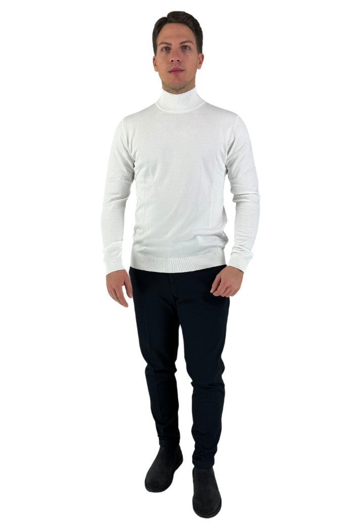Lupetto bianco finezza 12 in viscose blend