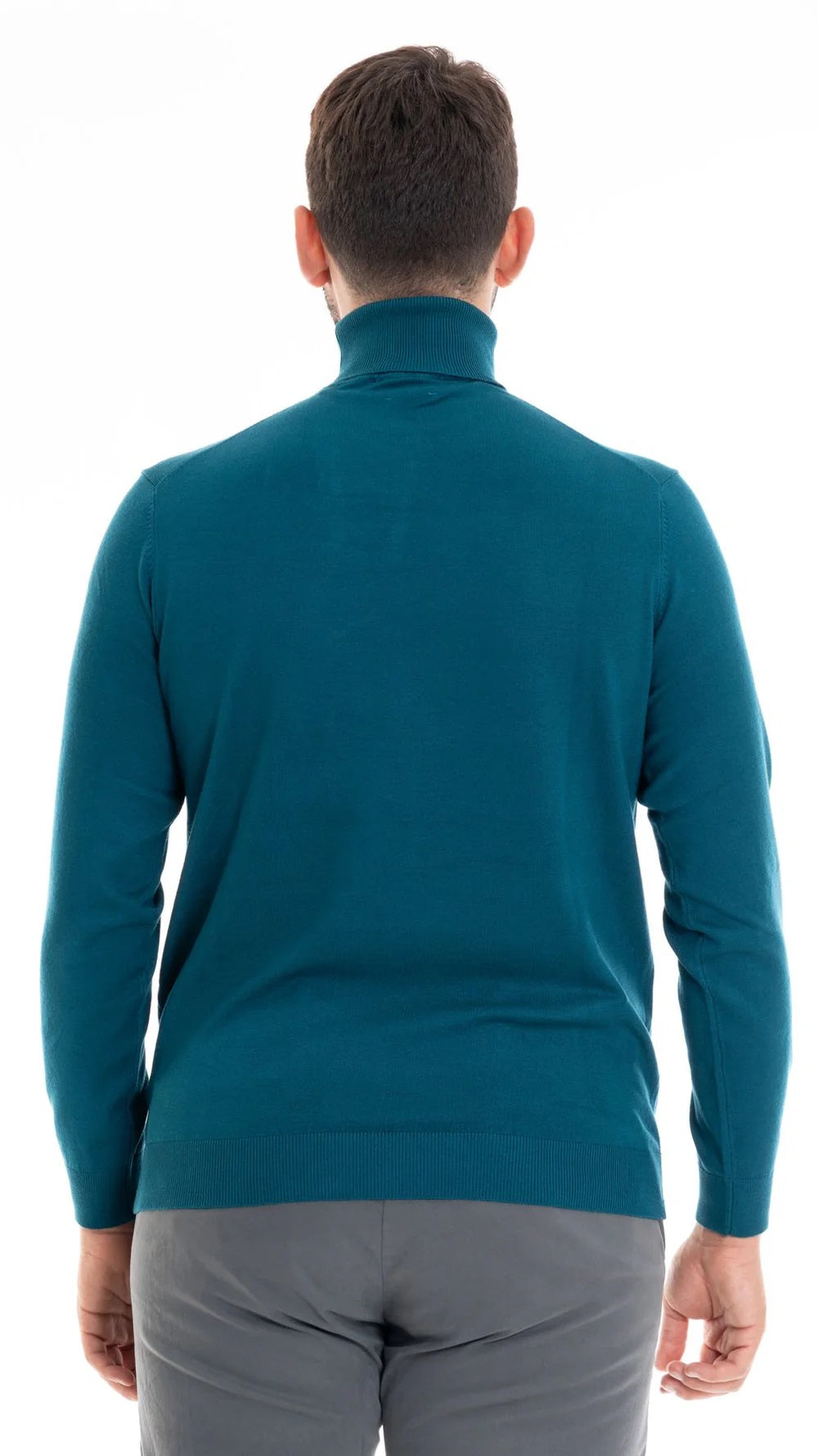 Dolcevita color carta da zucchero realizzato in maglia finezza 12