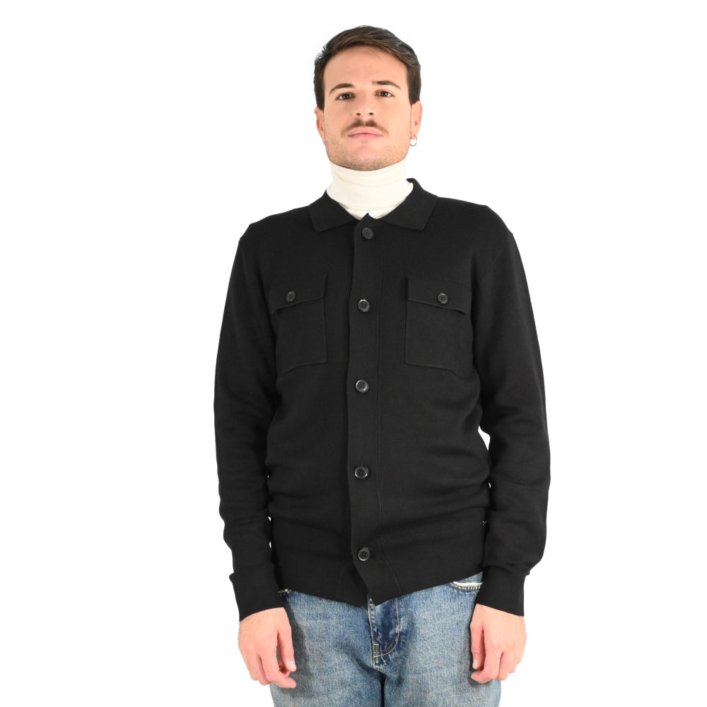 Camicia Maglia Nera con Bottoni e Tasche Frontali