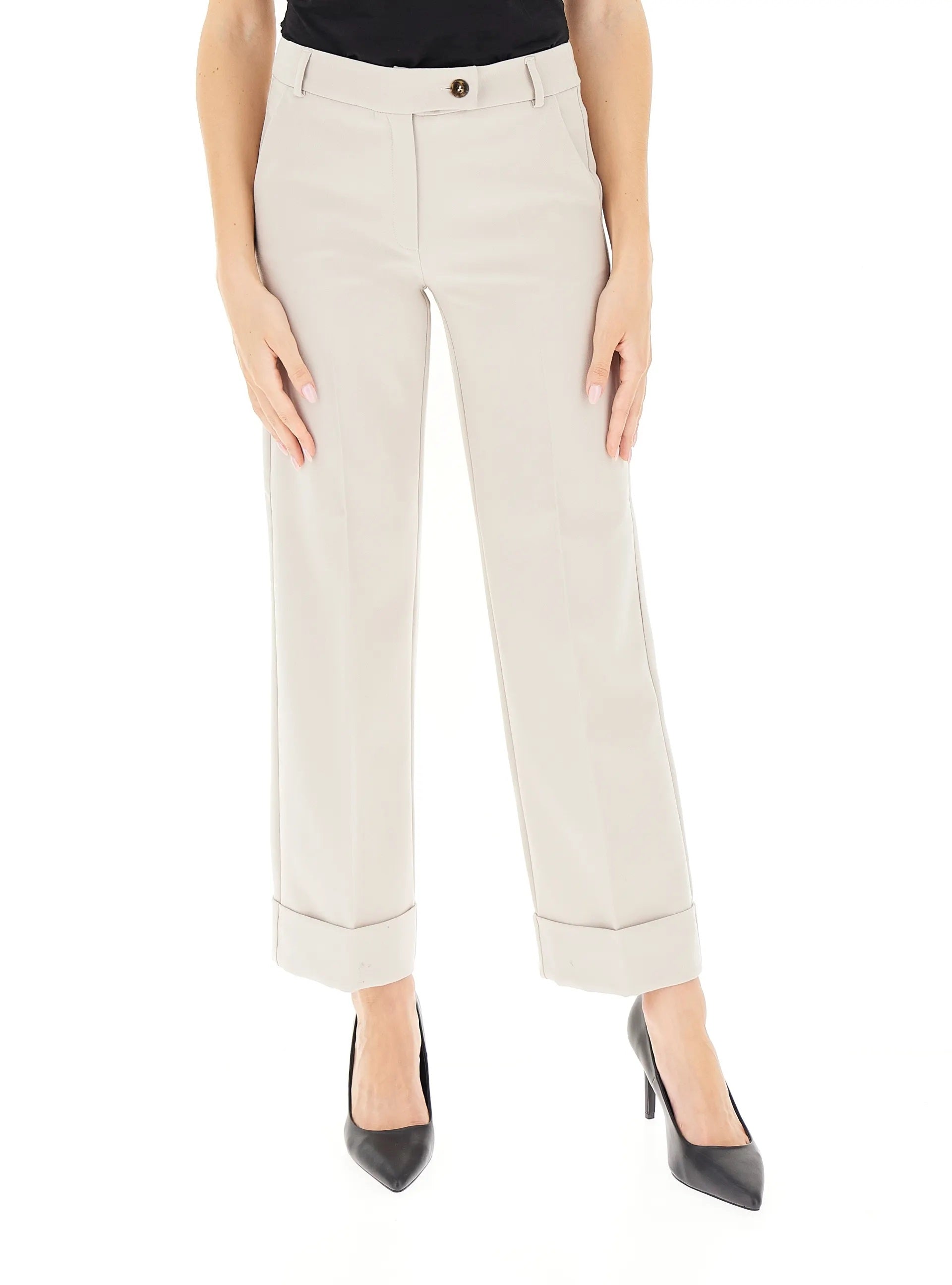 Pantalone dritto stretch "Favore" color cachà con piega stirata e risvolto