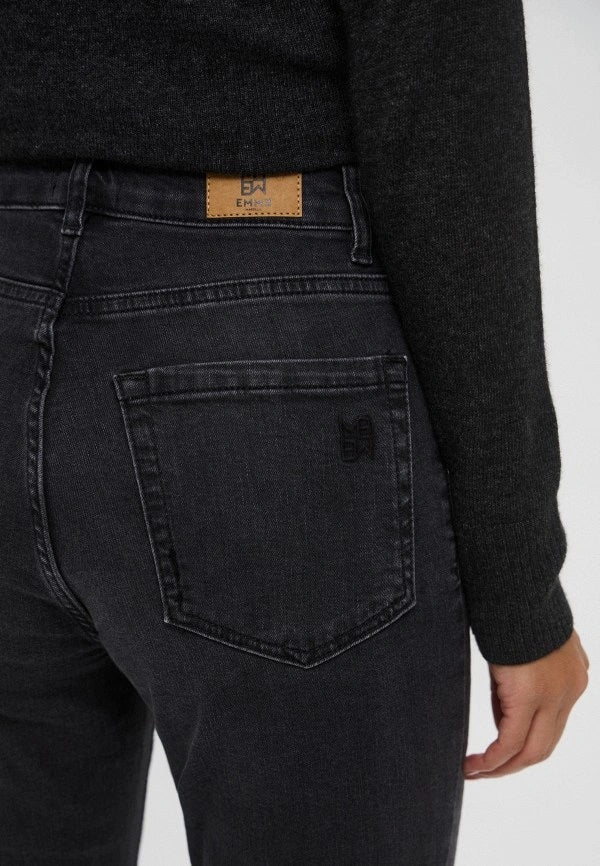 Jeans "Felce" in denim nero stone slim flare