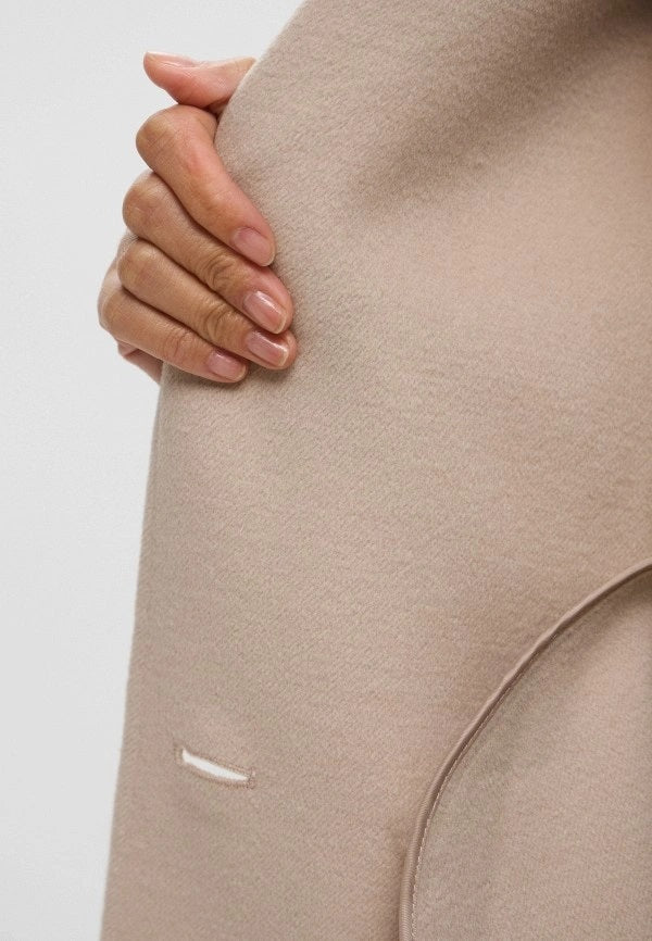 Cappotto "Frine" in Tessuto Double con Linea Dritta color cachà