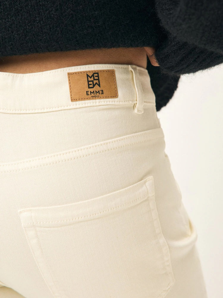 Pantalone "Mode" bianco burro in gabardina stretch con linea flare
