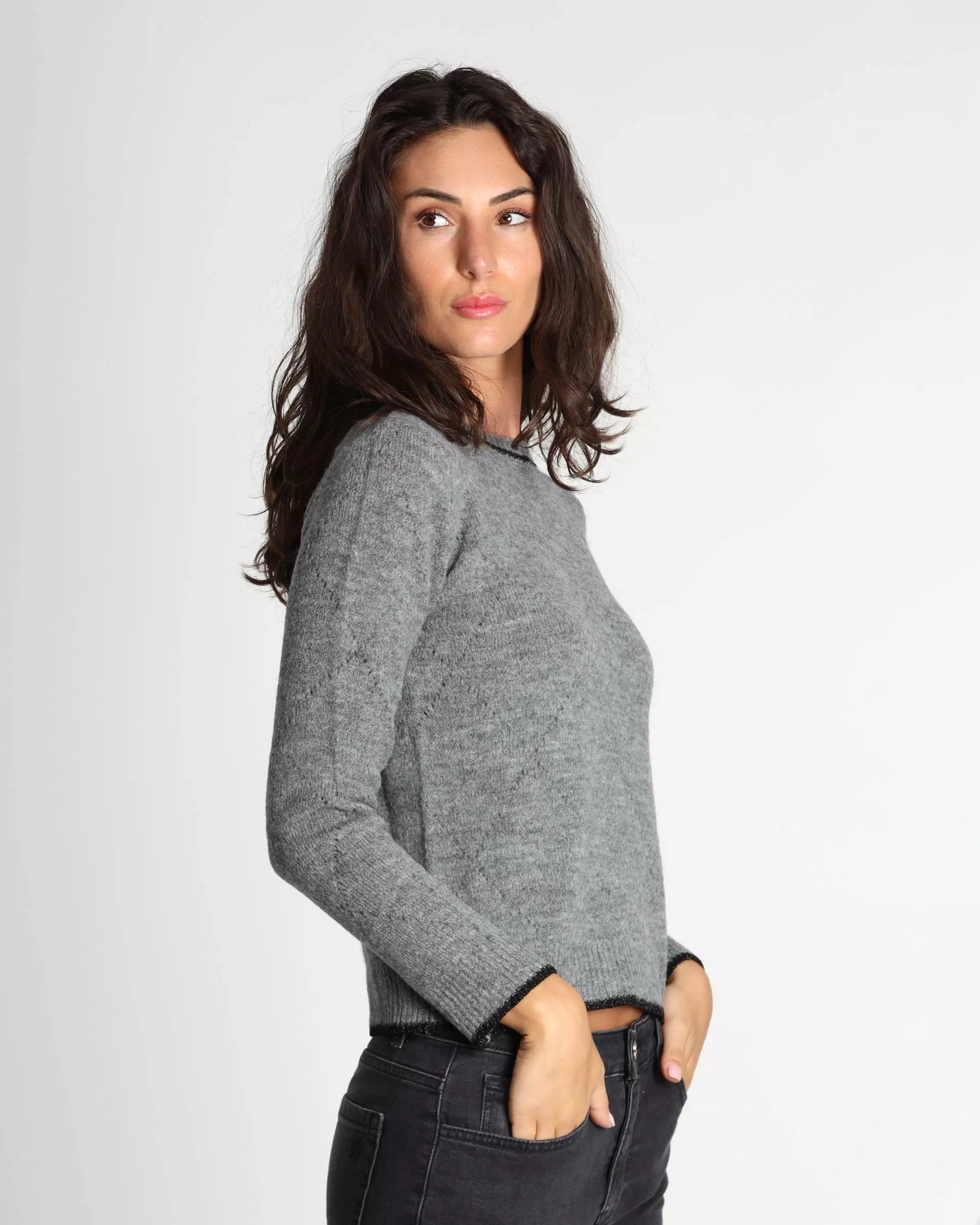 Maglia "Nuvola" grigia in misto lana con lurex e scollo rialzato