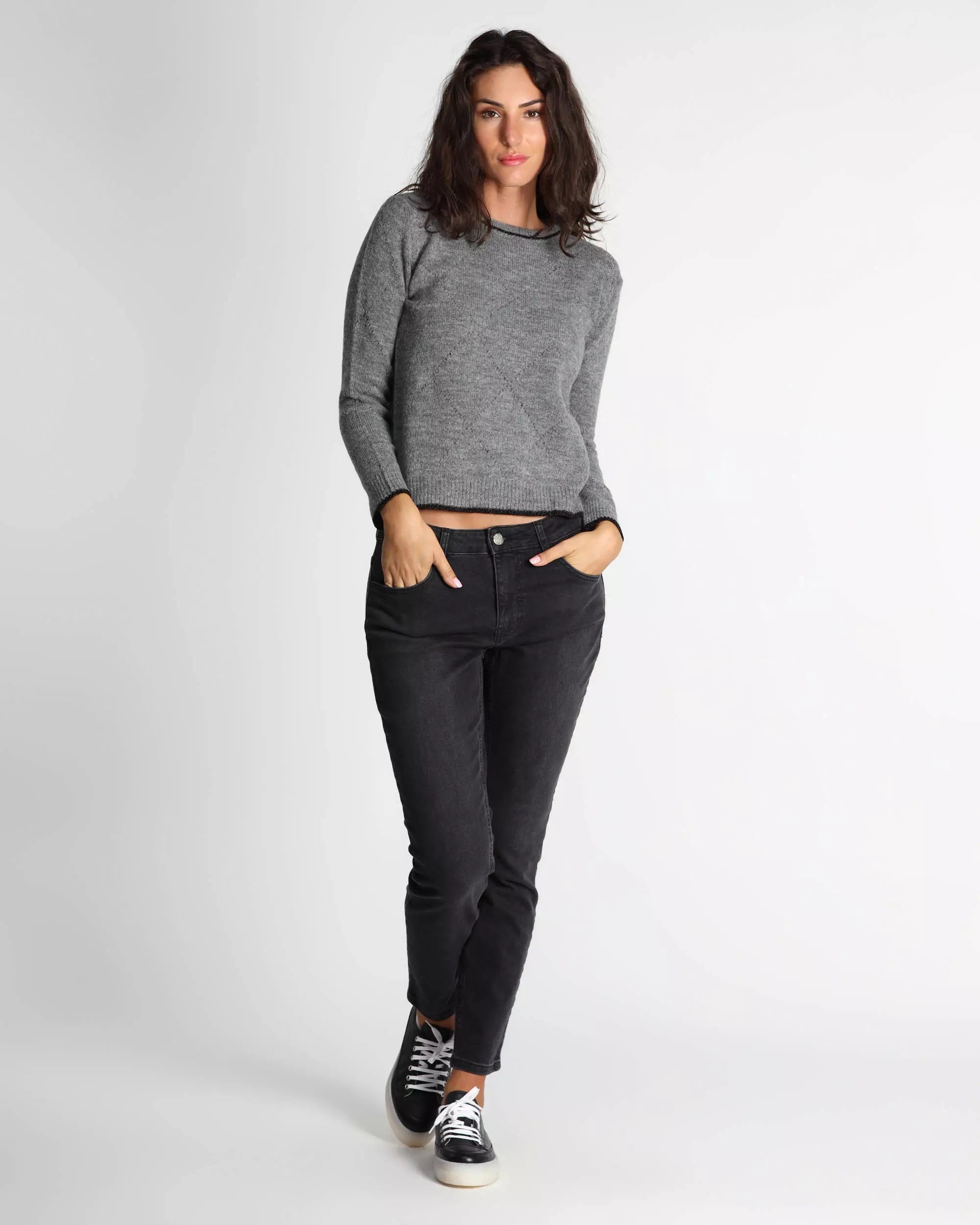 Maglia "Nuvola" grigia in misto lana con lurex e scollo rialzato