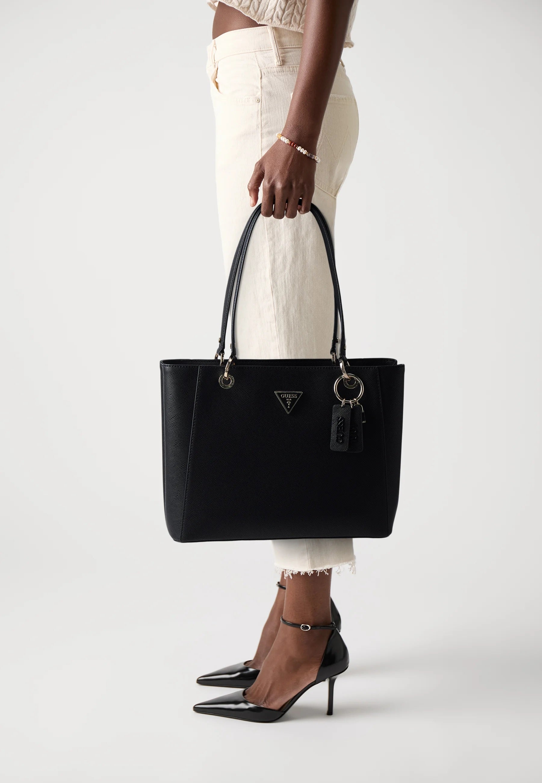 Borsa Tote "Noelle II" Nera in Saffiano con Charm Logato