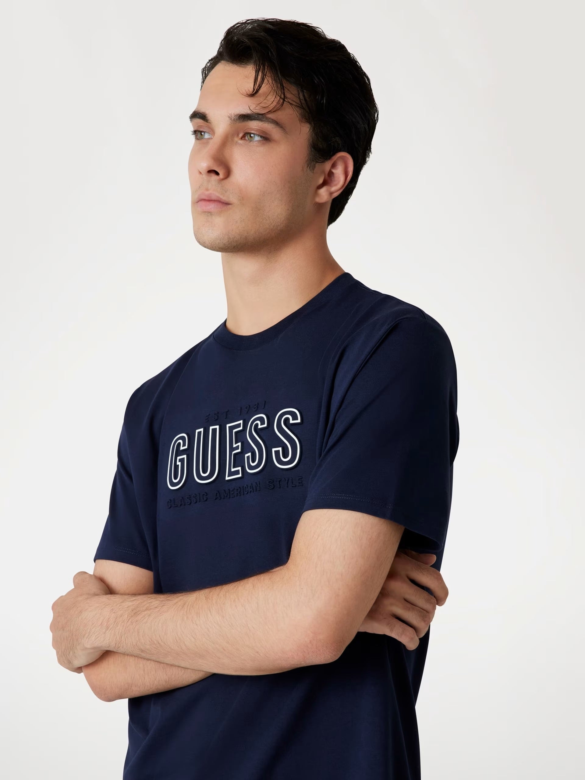 T-shirt blu con Logo Guess a Sbalzo e Vestibilità Regular