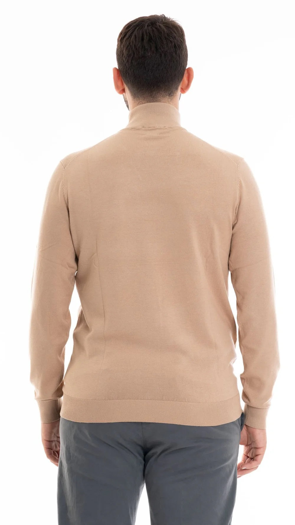Lupetto da uomo color cammello con polsini ed elastico sul fondo