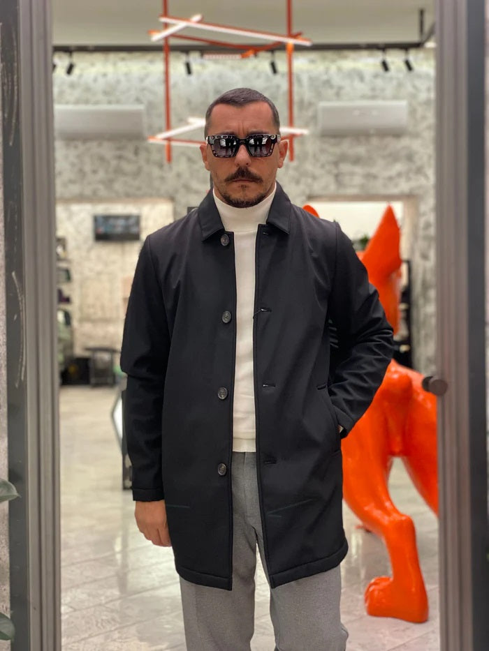 trench uomo nero in softshell con interno in pile