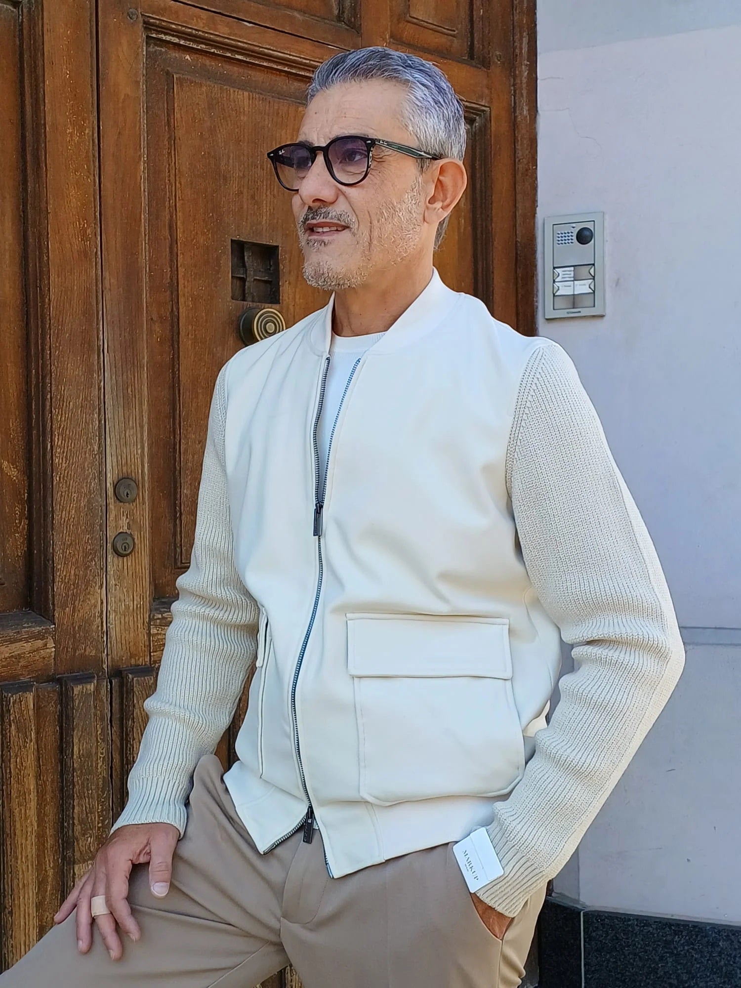 Overshirt uomo color latte in tessuto diagonale con maniche in maglia