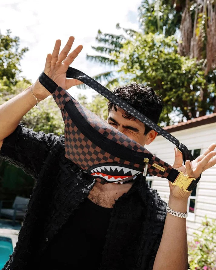 Marsupio "Sawtooth Sharks in Paris" Marrone con Motivo Damier
