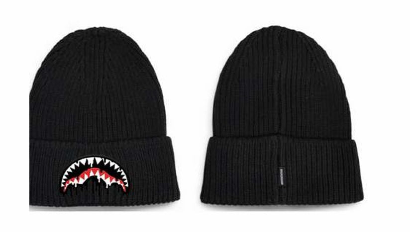 Cappello Beanie "Dripping Sip" Nero con Ricamo Shark Frontale