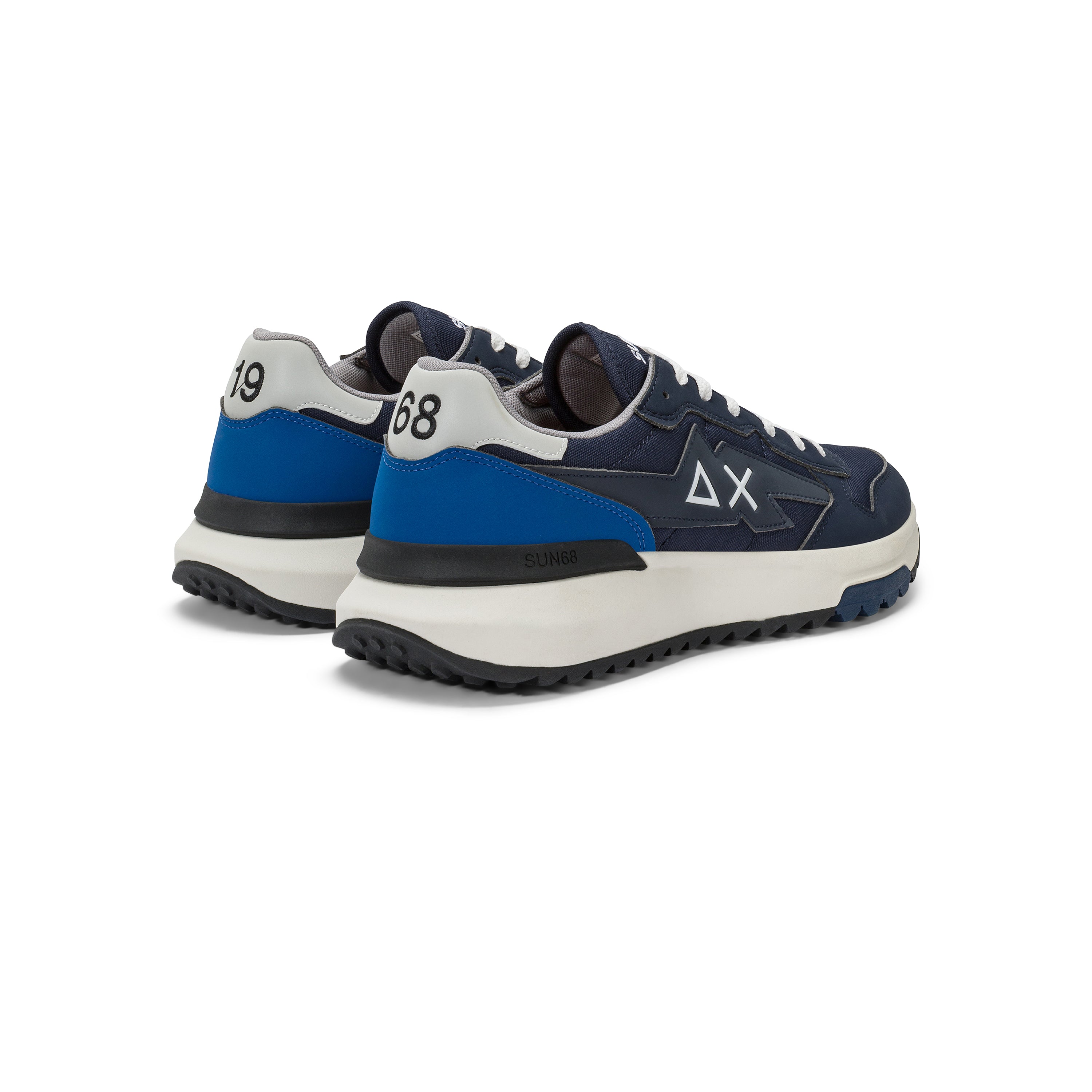 Sneakers "Niki 2.0 Solid" blu con Suola bianca a Contrasto