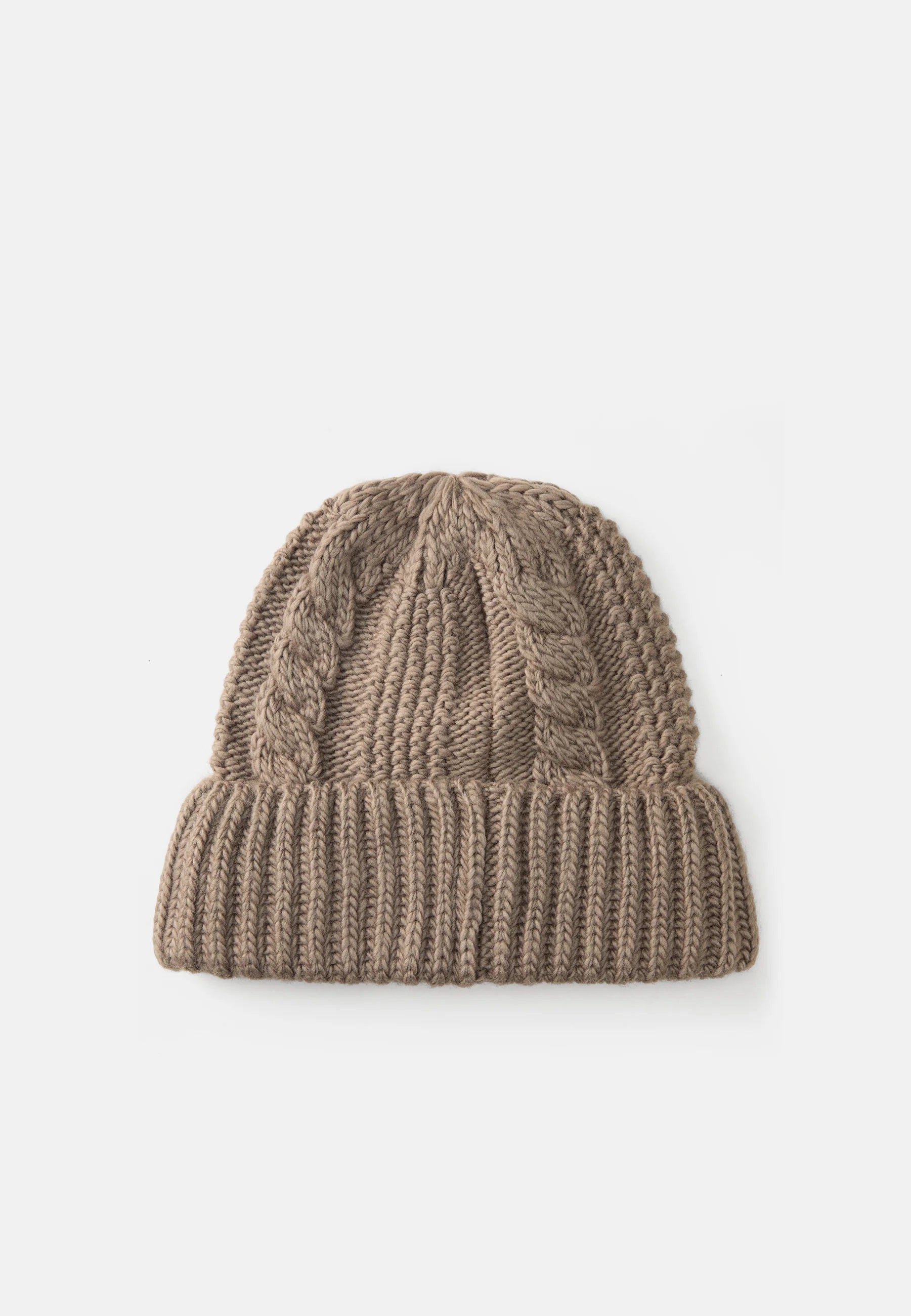 Cappello "Oh-Mega" mocha brown in maglia riciclata a trecce