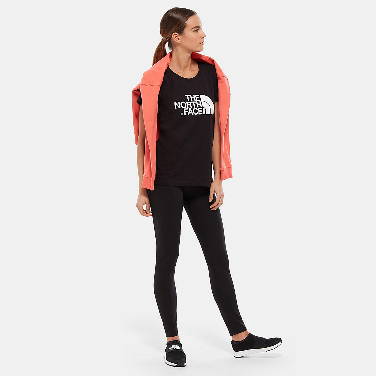 T-SHIRT THE NORTH FACE