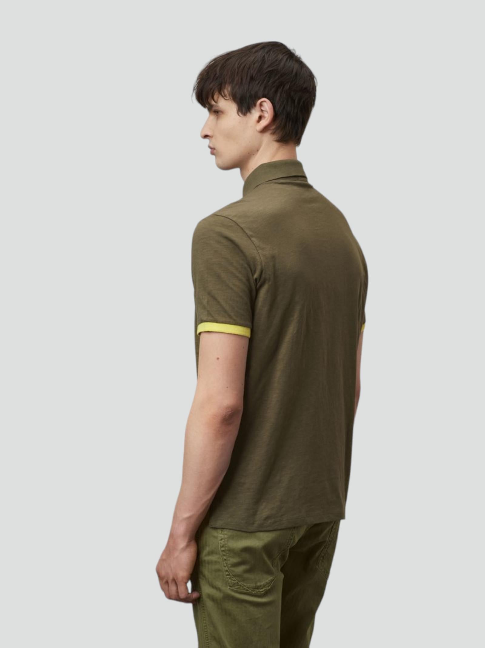 Polo Verde Militare in Cotone Fiammato con Dettagli a Contrasto
