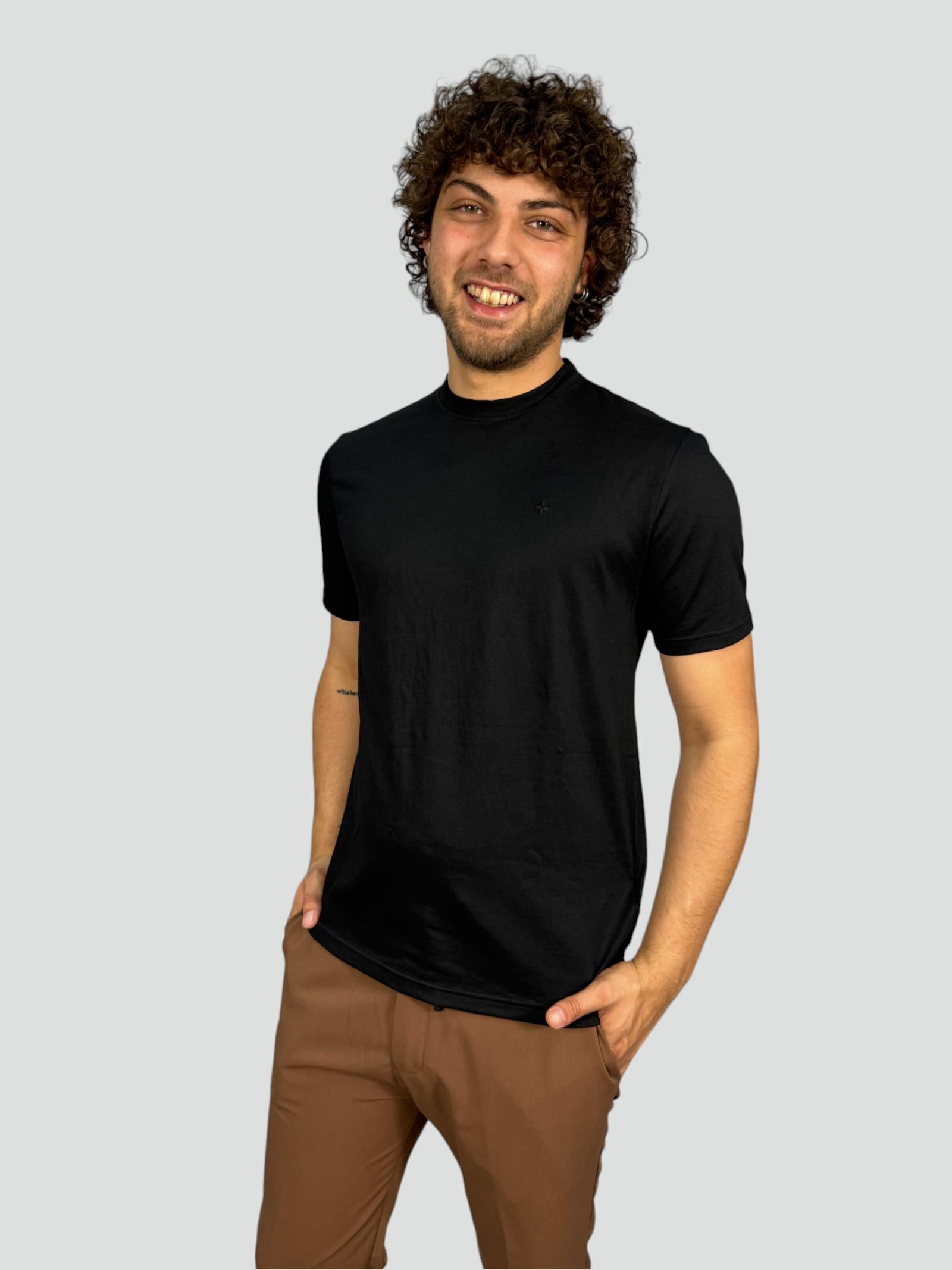 T-SHIRT UOMO