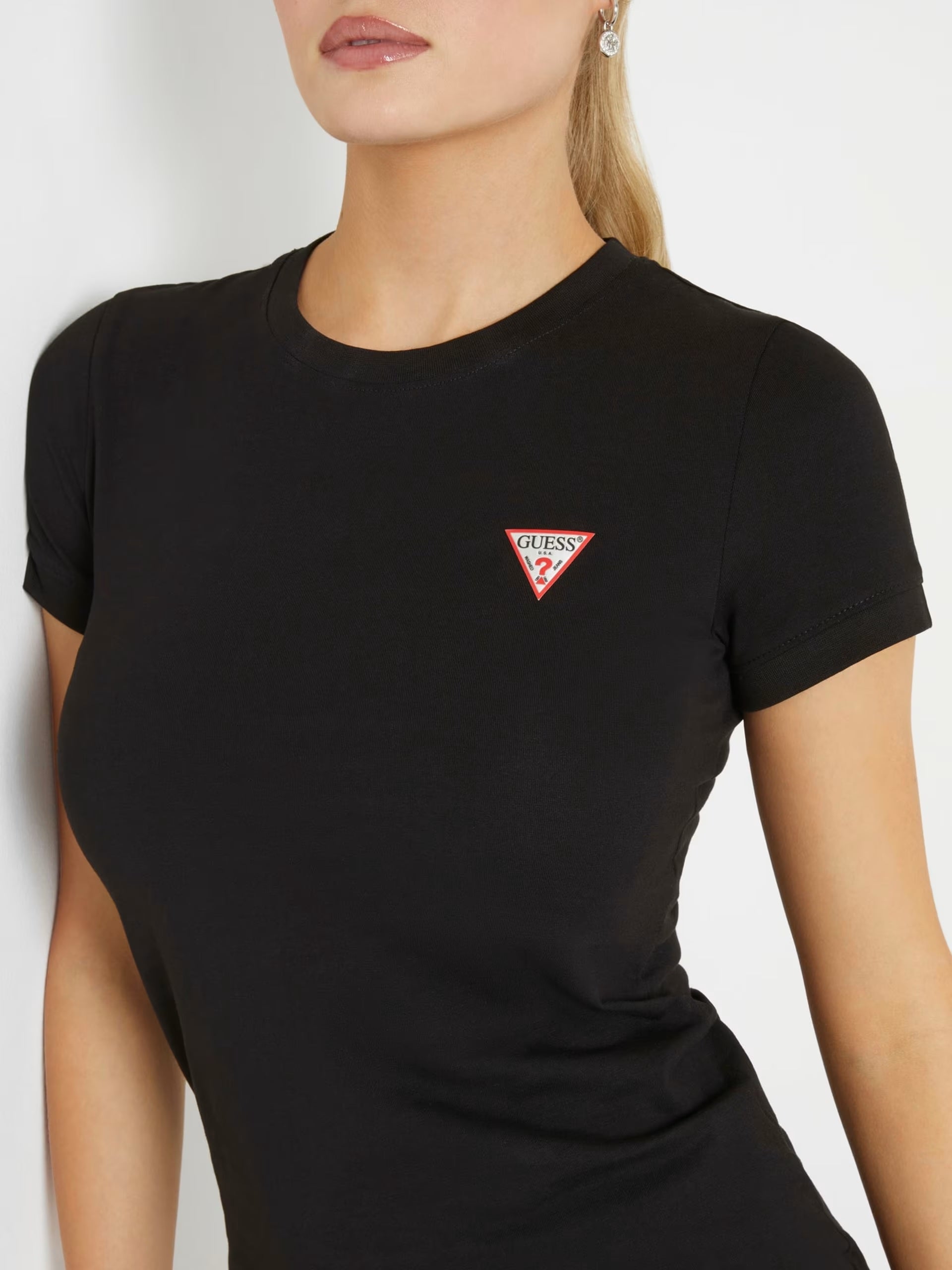 T-shir nera in Misto Cotone Stretch con Logo Triangolo Piccolo