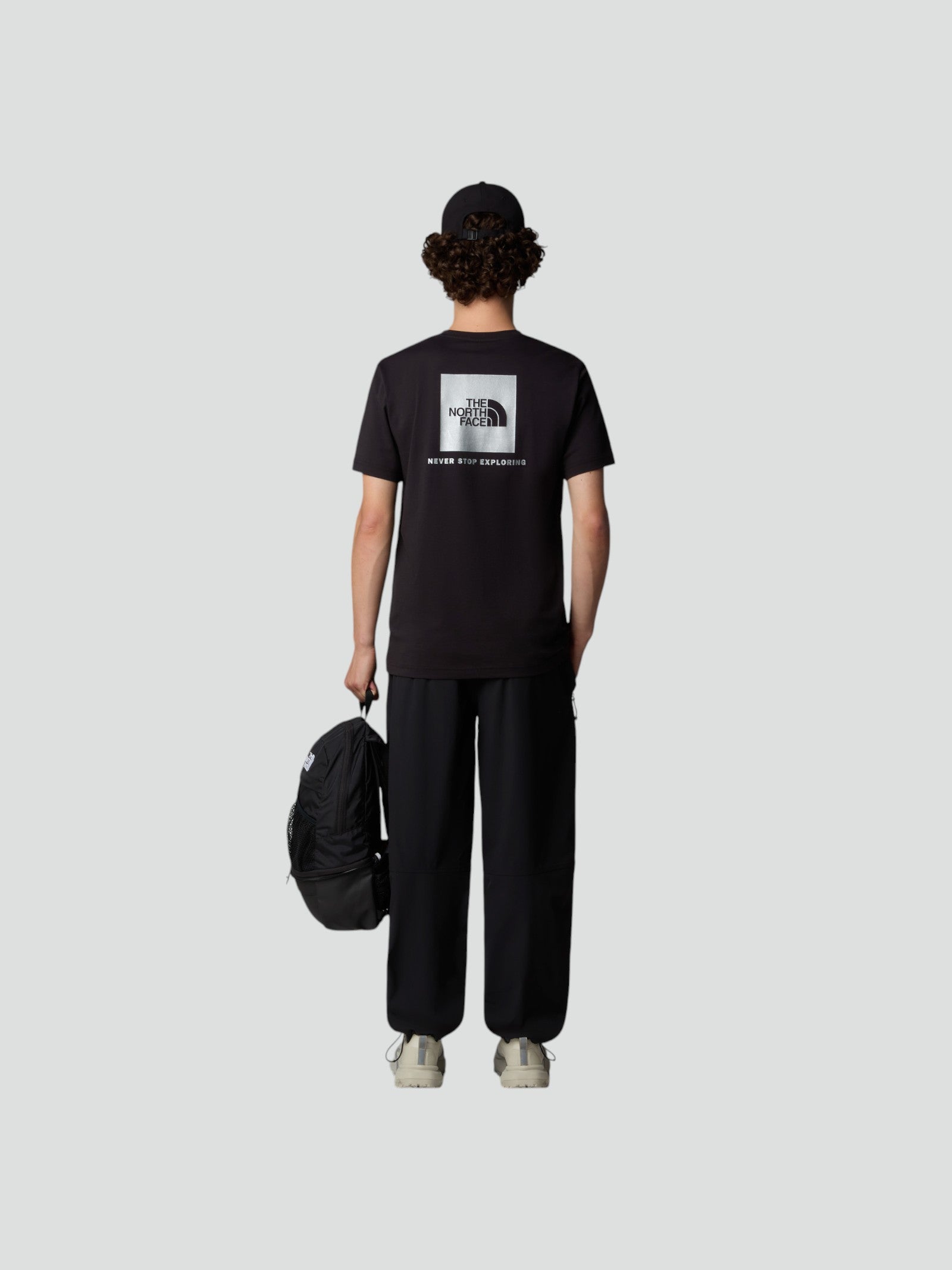 T-shirt Uomo "NSE Reflective Box" Nera con Box Logo Retro