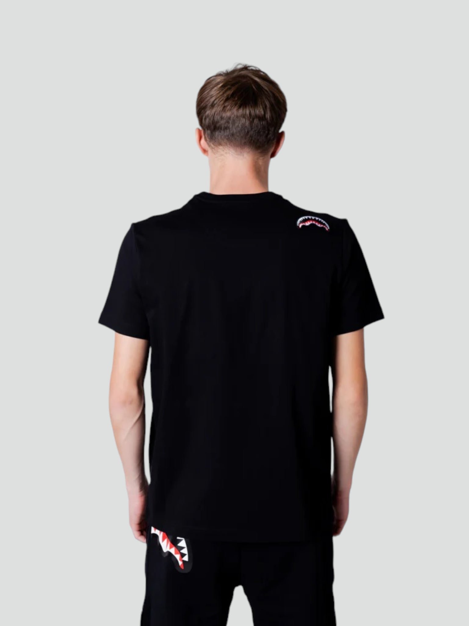 T-shirt "Crumpled" nera con Logo Sprayground Effetto Stropicciato 
