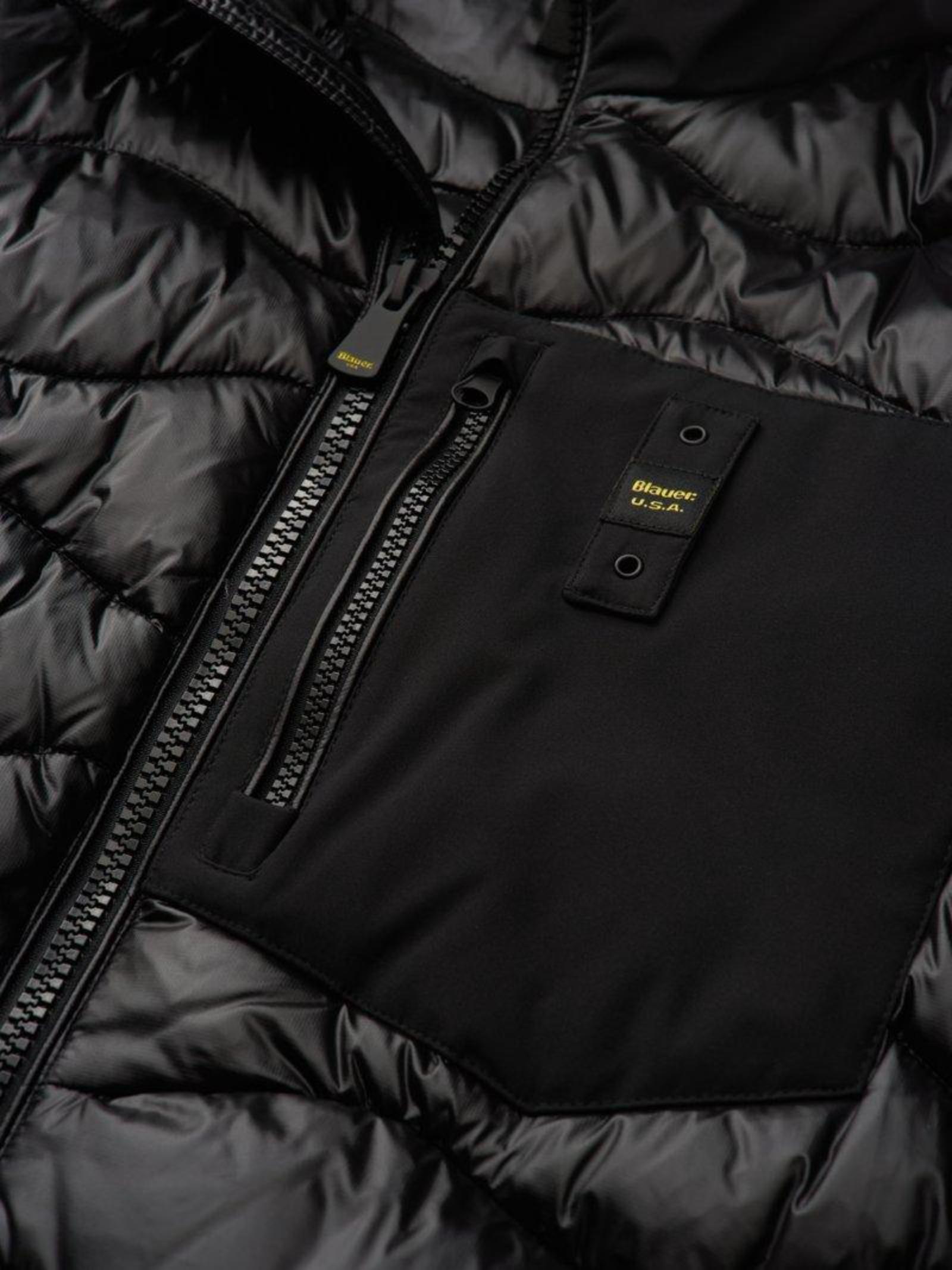 Piumino Nero "Albert" con Maniche in Neoprene e Trapuntatura ad Onde 