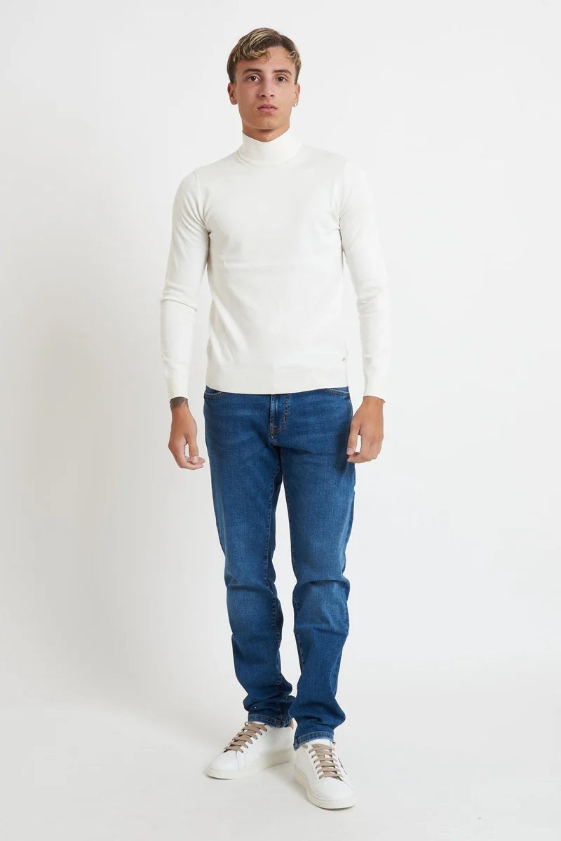 Lupetto bianco finezza 12 in viscose blend 