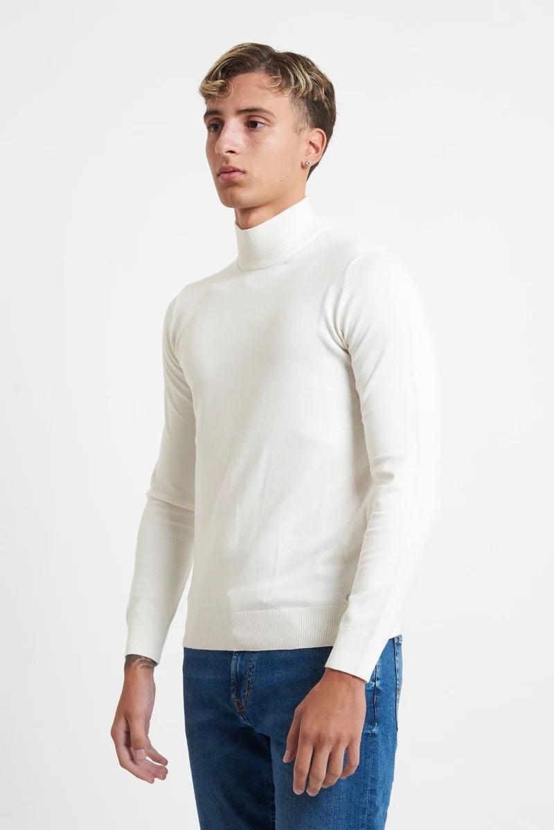 Lupetto bianco finezza 12 in viscose blend 