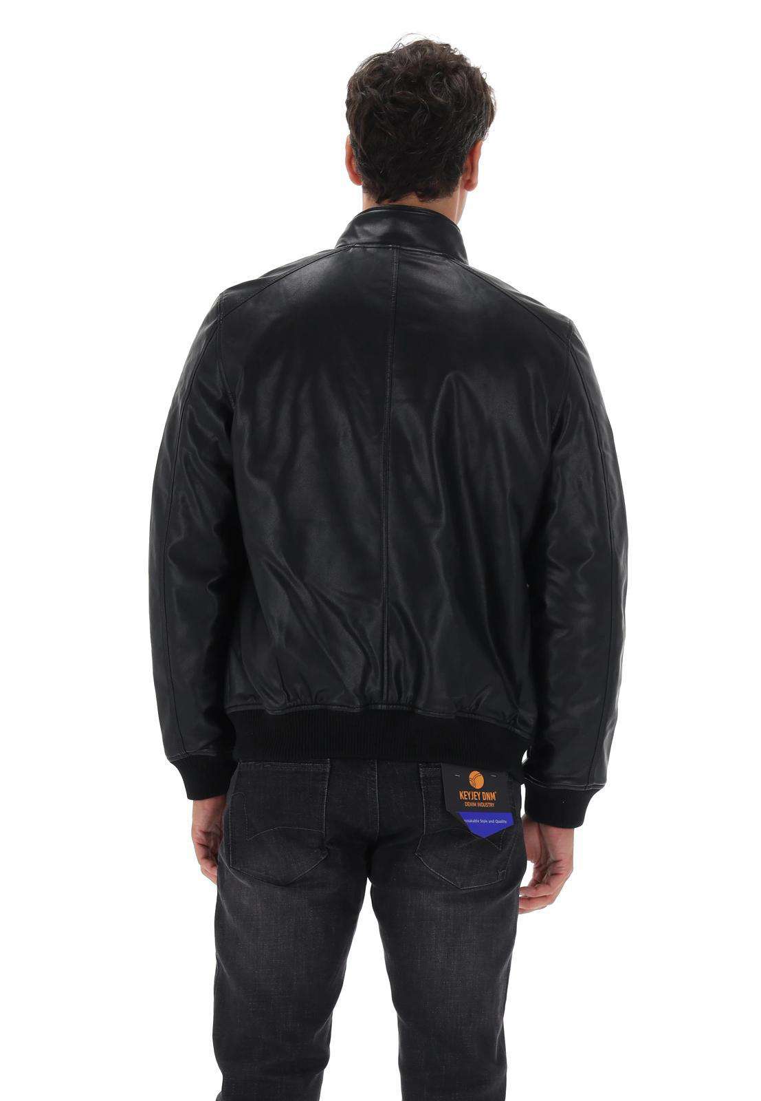 Giubbino Uomo in Ecopelle Nera con Zip e Finiture Elasticizzate 