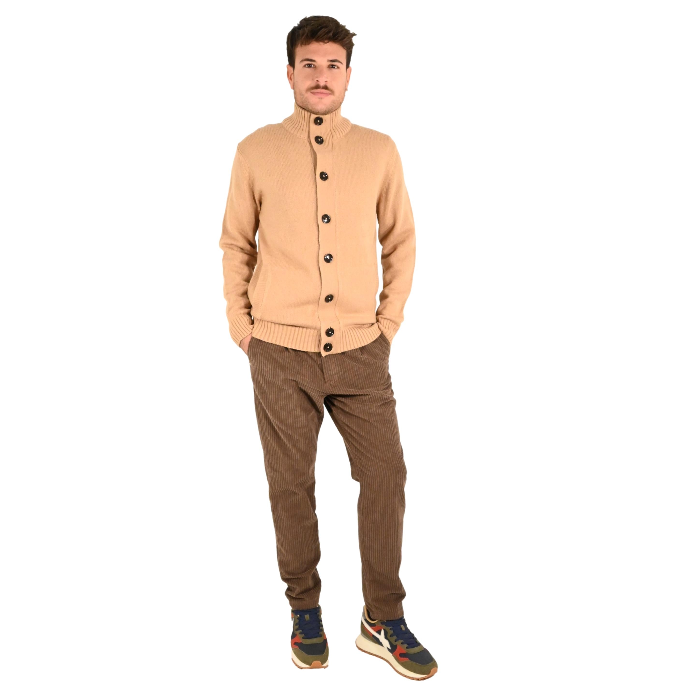 Cardigan cammello con Bottoni e Tasche Frontali 