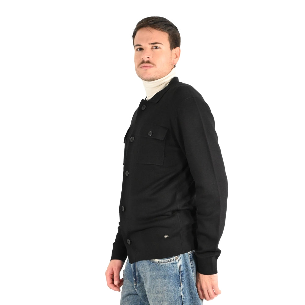 Camicia Maglia Nera con Bottoni e Tasche Frontali 