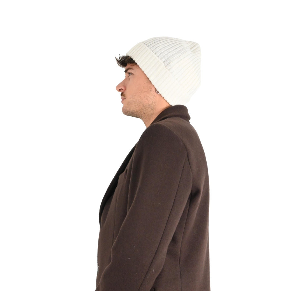 Cappello bianco latte in Maglia con logo Markup 