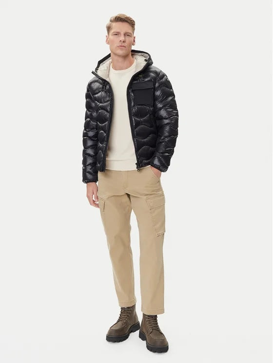 Piumino "Bryant" Nero con Interno Beige e Tasca sul Petto 
