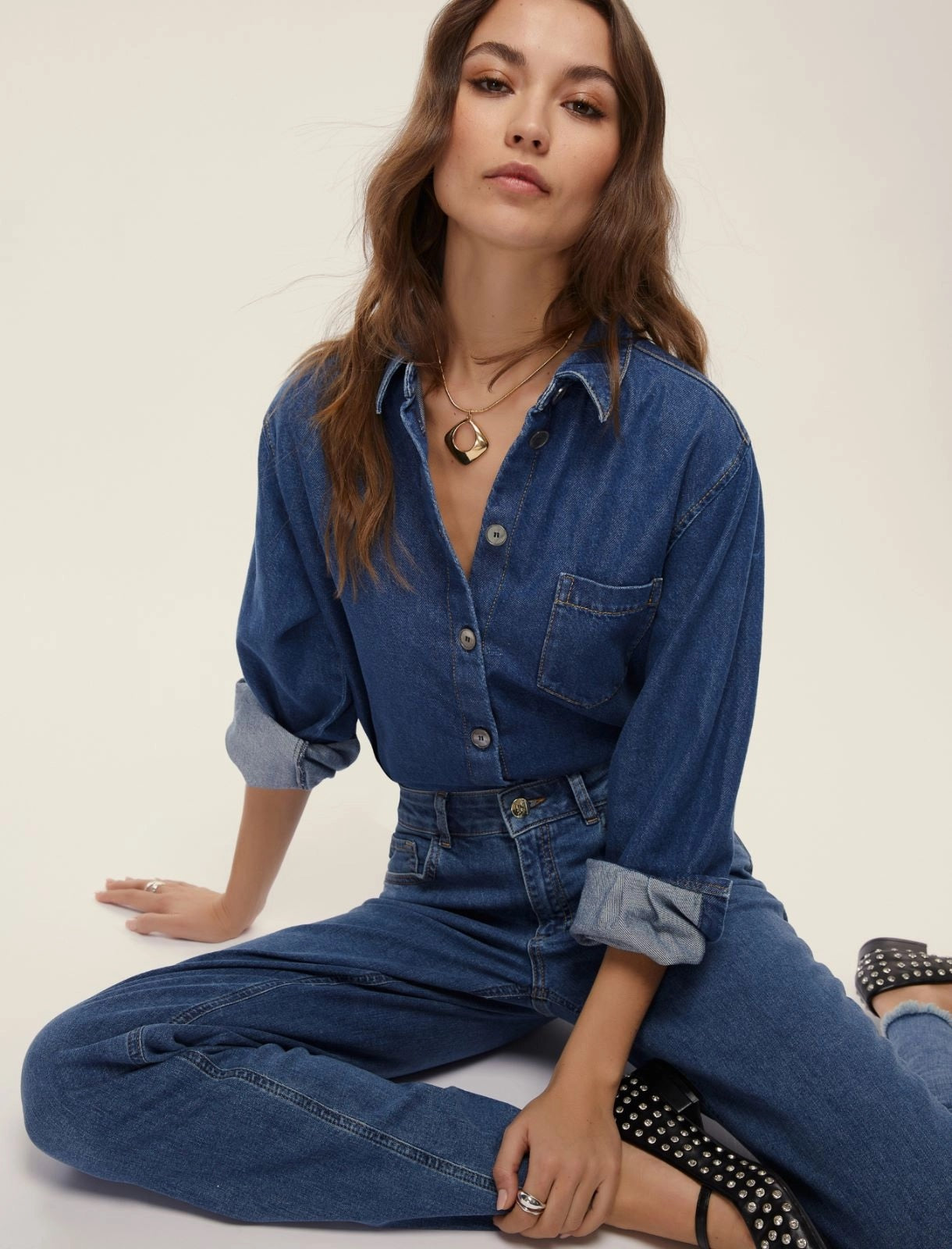 Camicia in Denim Blu Jeans "Bea" con Bottoni a Contrasto 