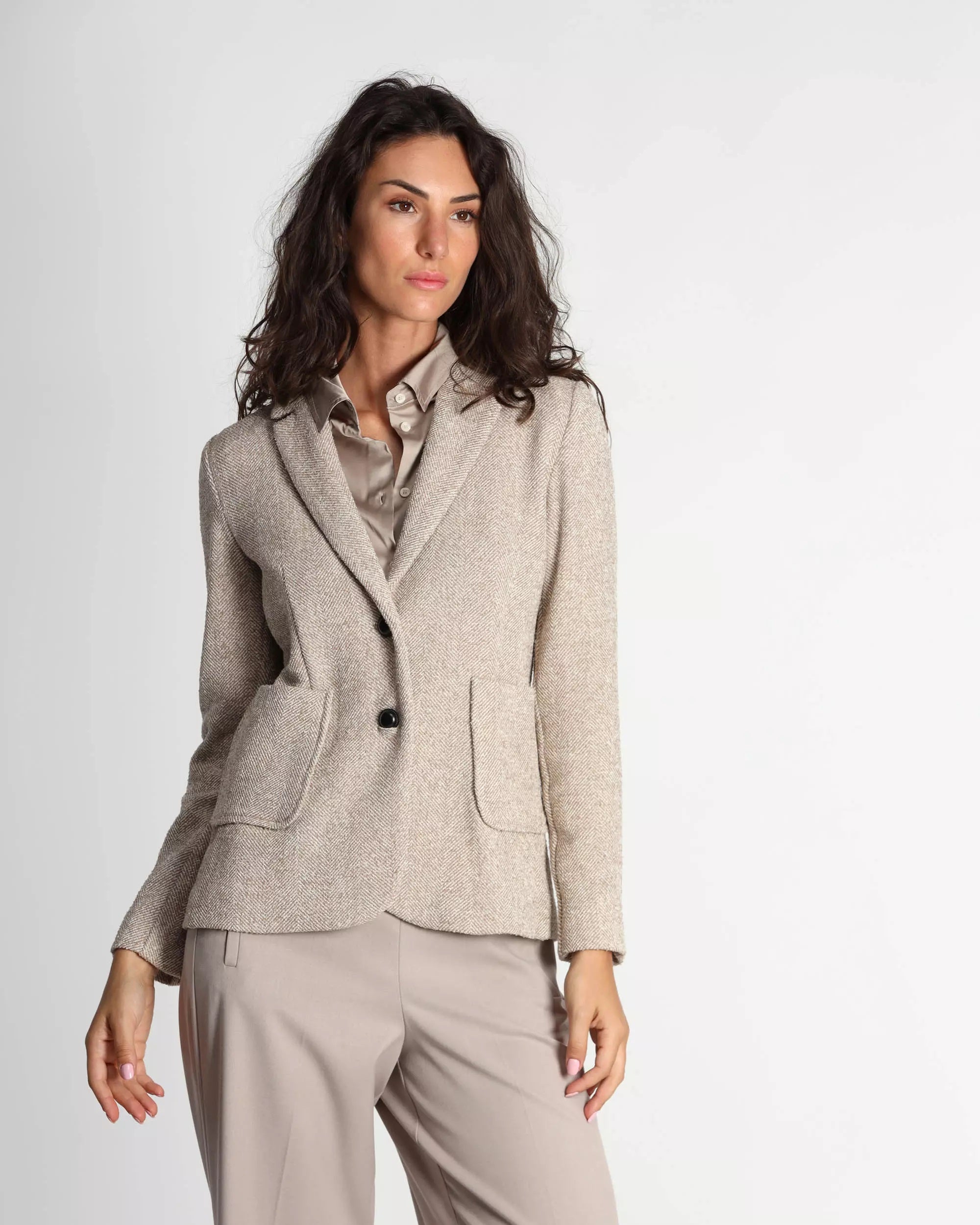 Giacca "Dear" beige in Stuoia Resca con Tasche Applicate 