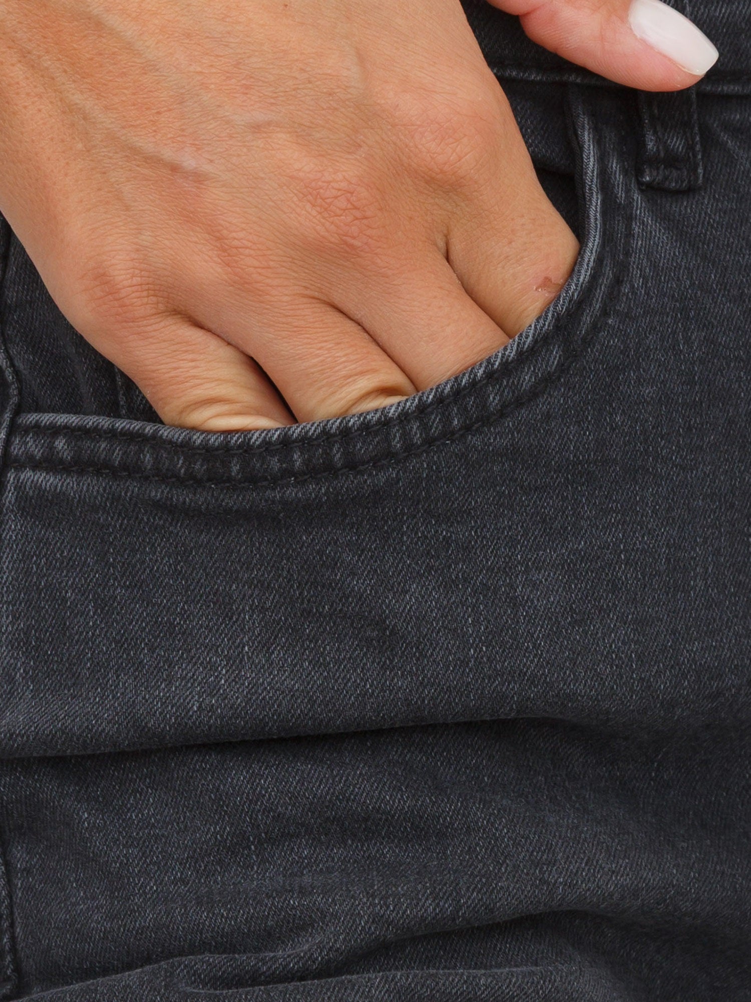 Jeans "Felce" in denim nero pulito slim flare 