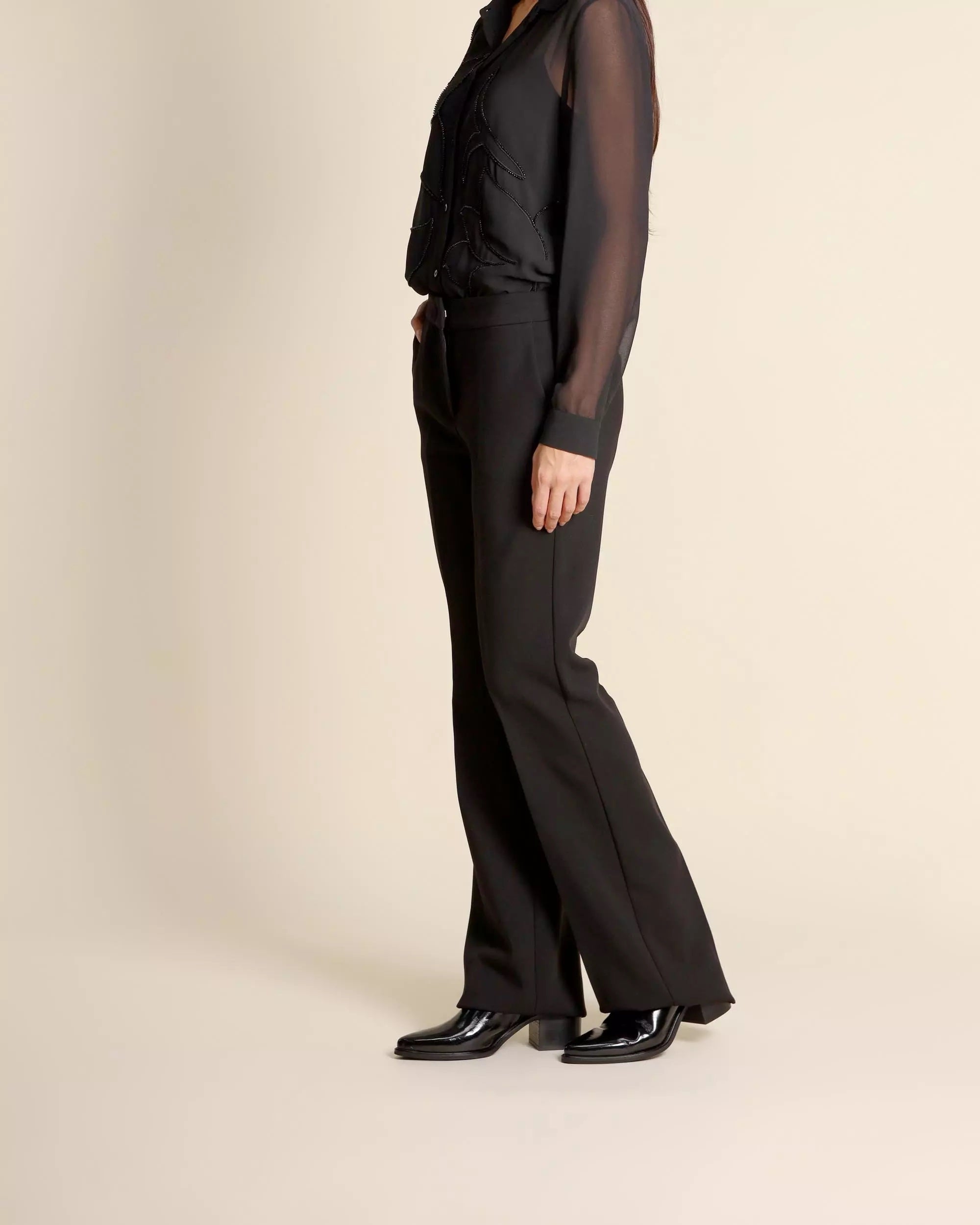 Pantalone Flare Stretch "Franca" Nero con Linea Aderente 
