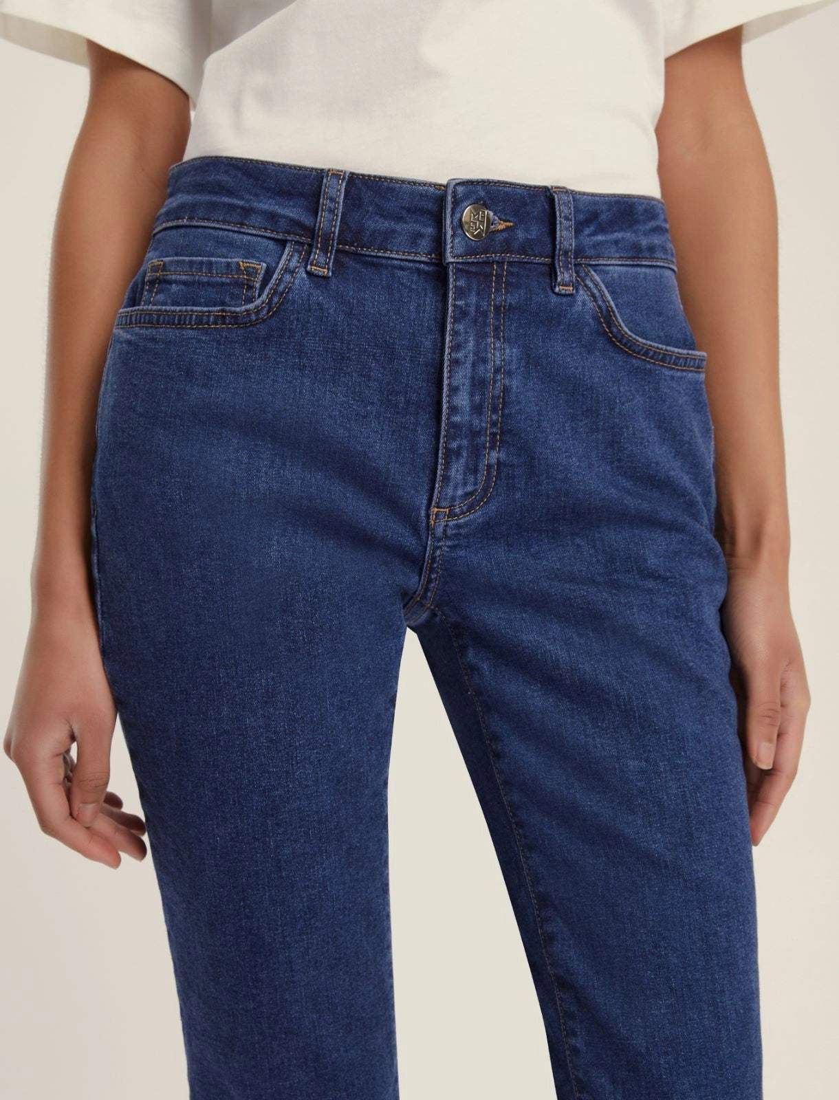 Jeans "Ibisco" in Denim blu medio di Cotone Stretch 