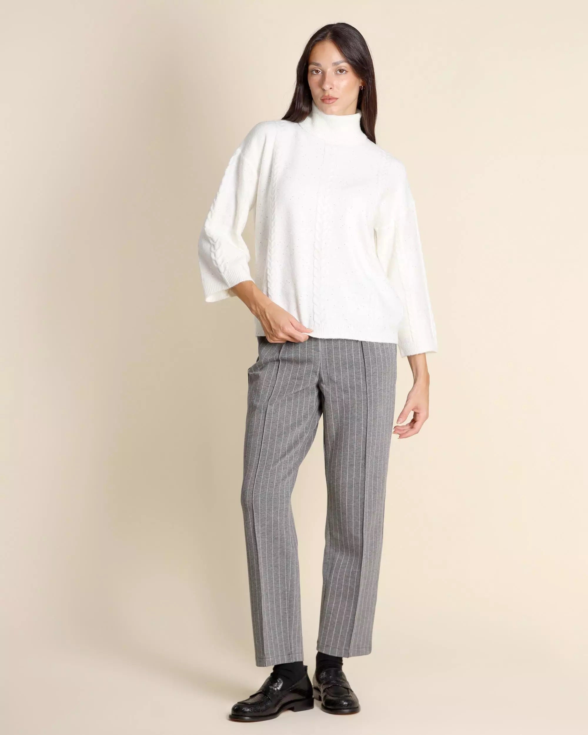 Maglia dolcevita "Lido" Bianca Svasata in Filato Comfy con Paillettes 