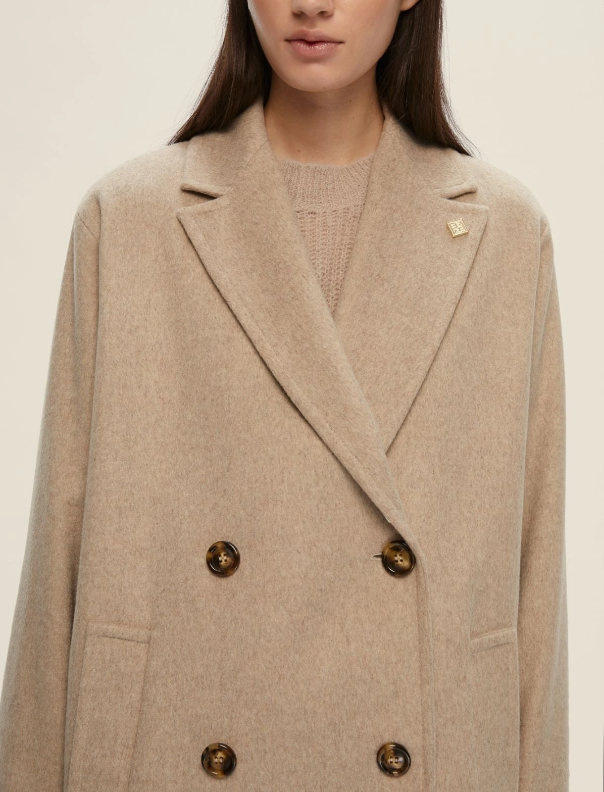 Cappotto Doppiopetto "Roll" color Cachà in Drap di Lana e Nylon 