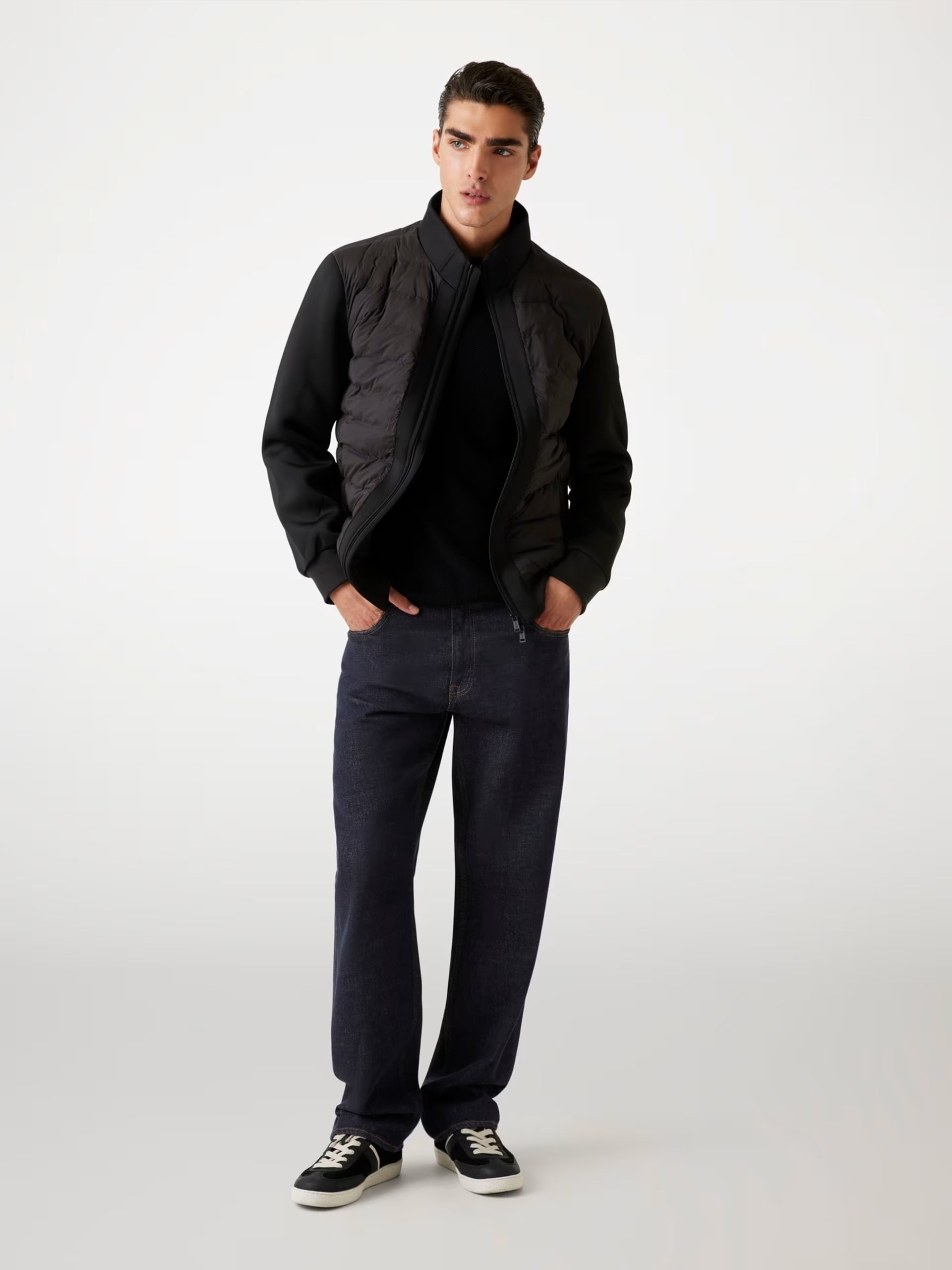 Piumino Nero in Scuba Tech Stretch Slim Fit con Zip e Collo Alto 