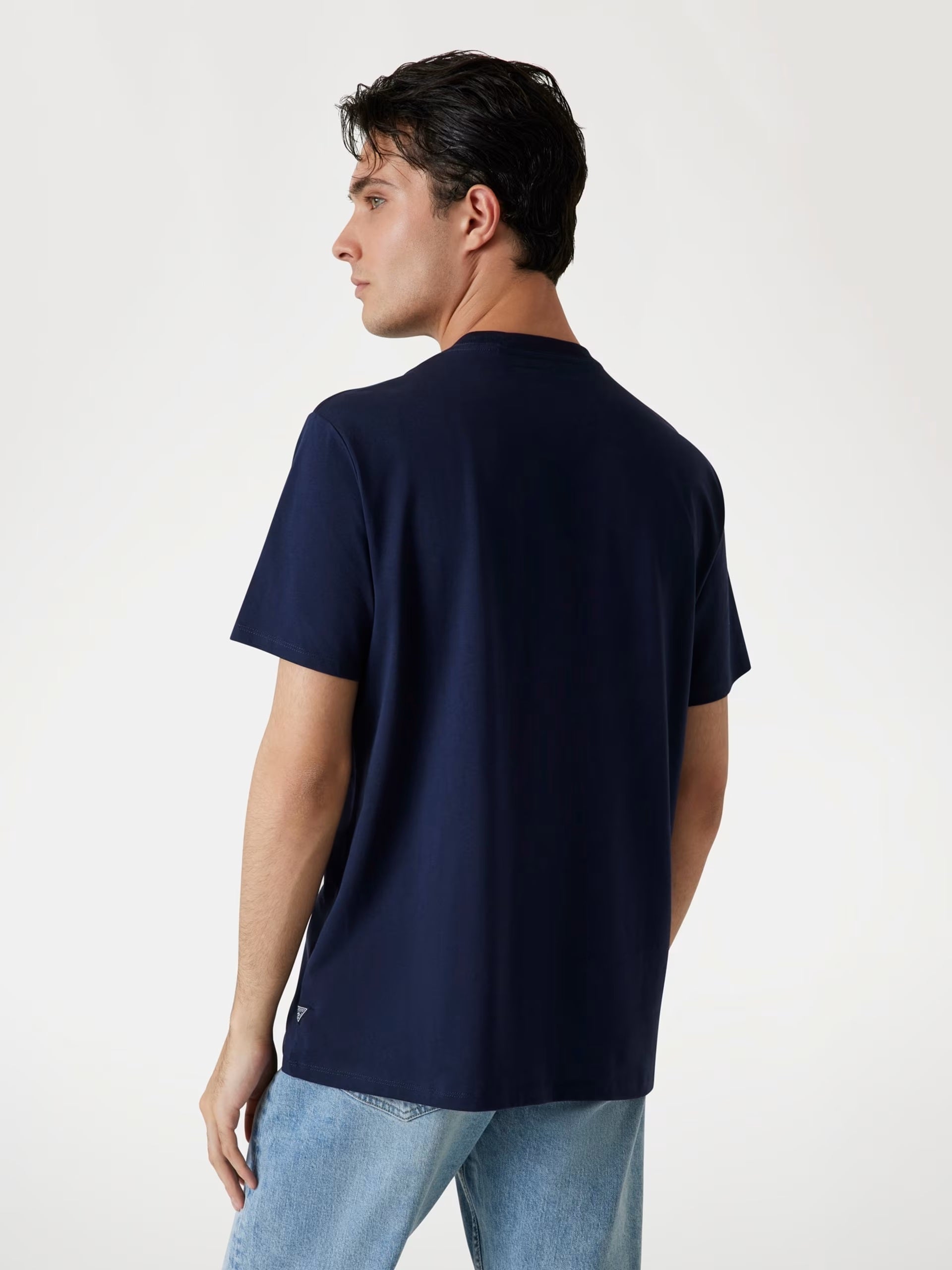 T-shirt blu con Logo Guess a Sbalzo e Vestibilità Regular 