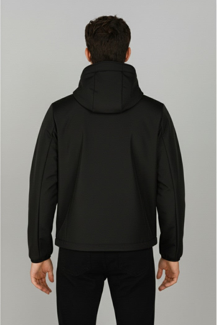 Giubbino softshell da uomo nero con cappuccio e interno in pile 