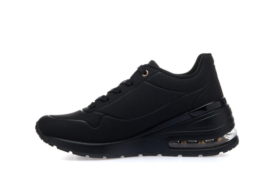 Sneakers "Million Air - Elevated Air" Nere con Zeppa Skech-Air® 