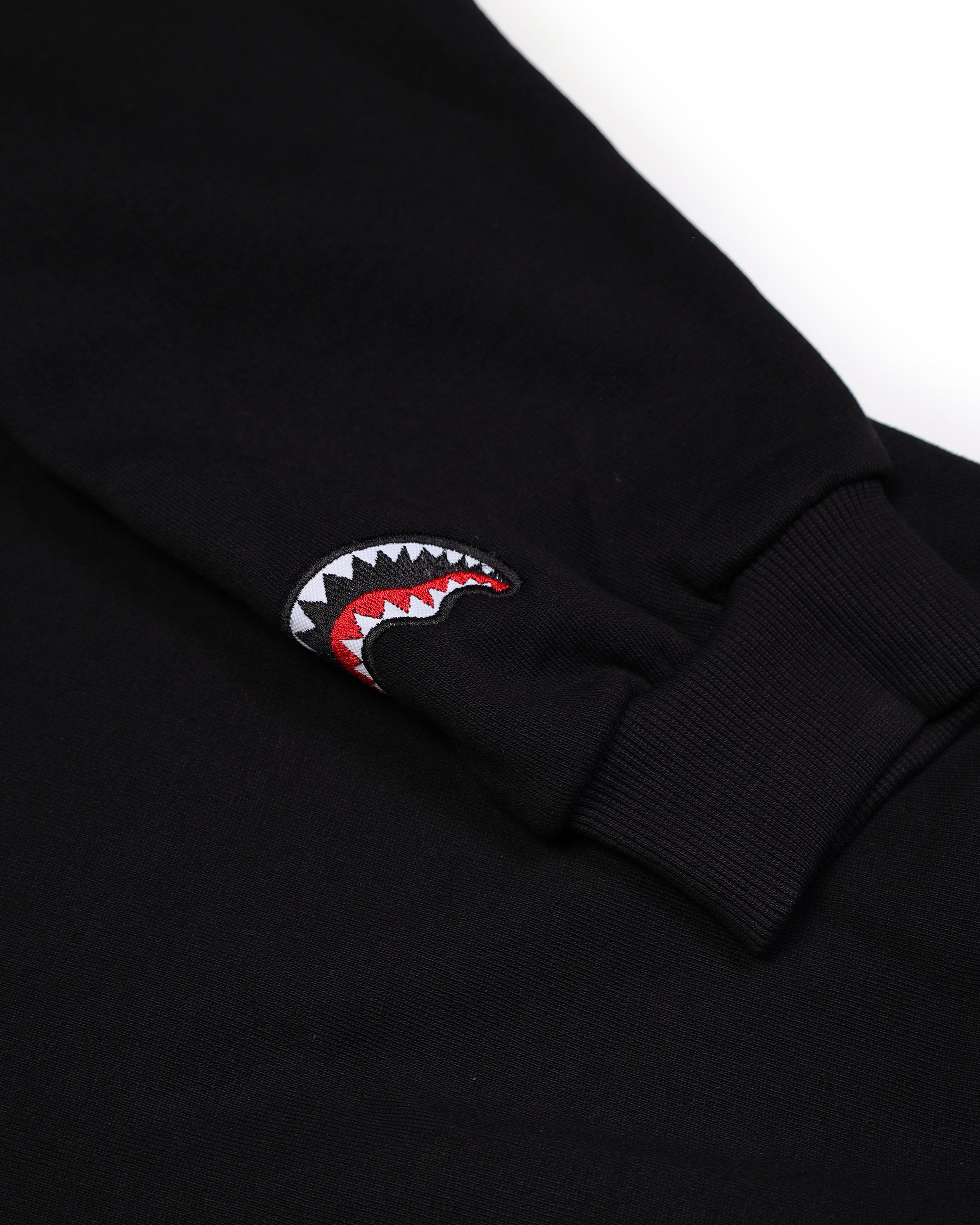 Felpa "Label Crewneck" Nera con Patch Multietichetta 