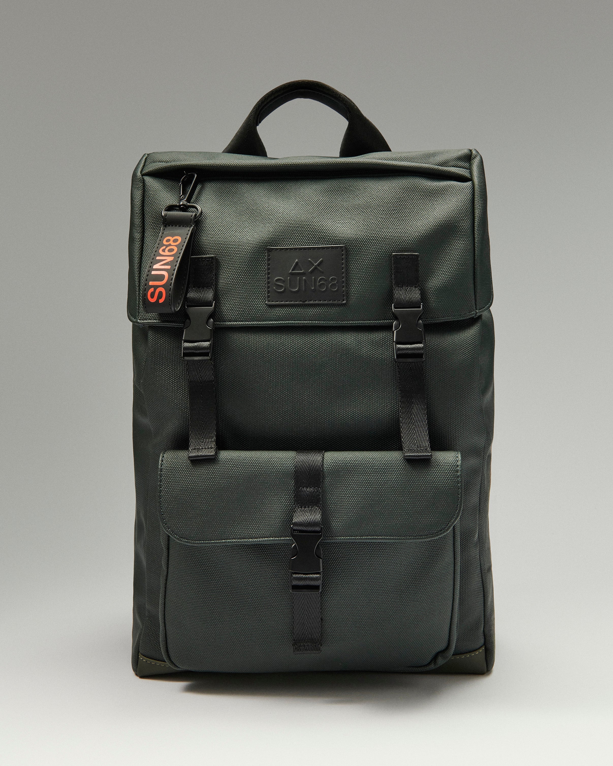 Zaino verde militare in Neoprene Impermeabile con Patta e Fibbie 