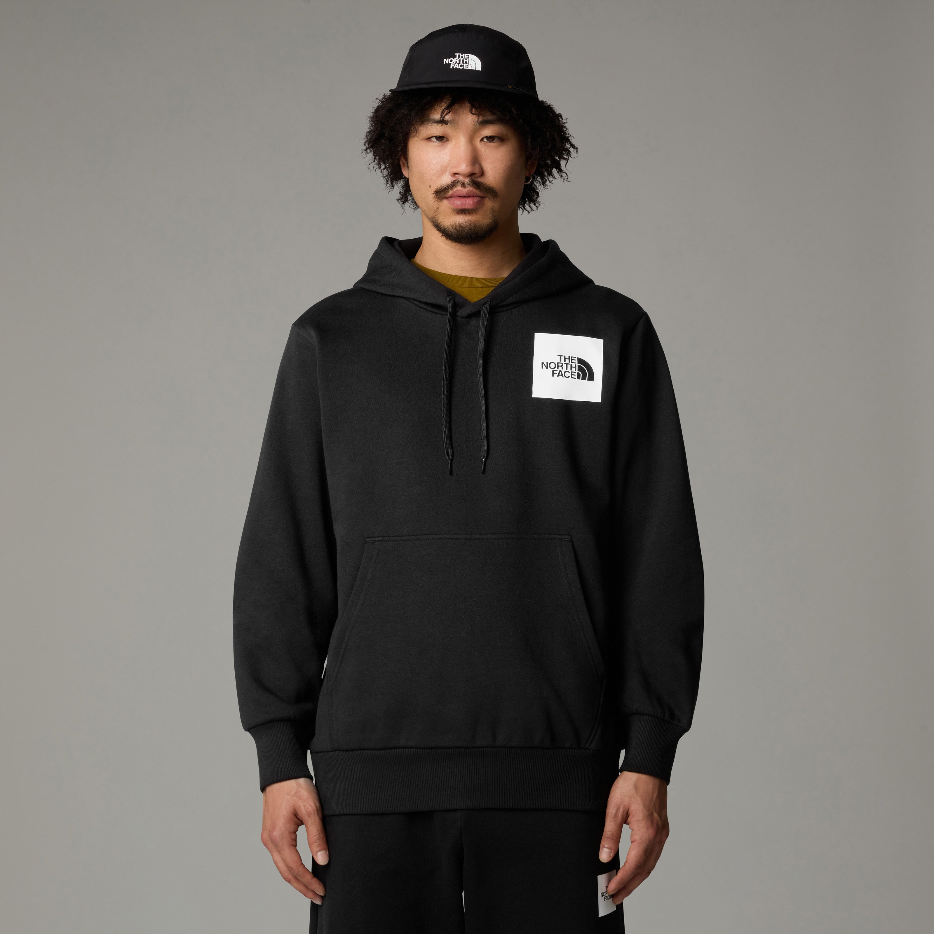 Felpa con cappuccio "Fine Hoodie" nera con logo The North Face 